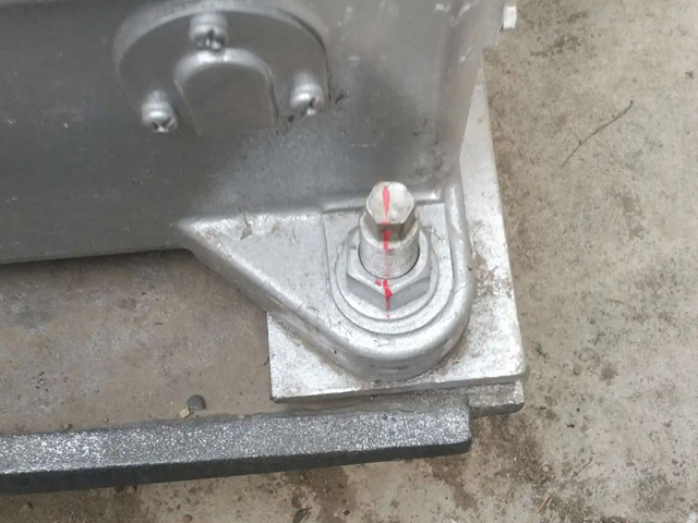 不锈钢螺栓防松如何解决？